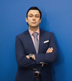 Александр Гутин
