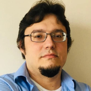 Александр Гусев